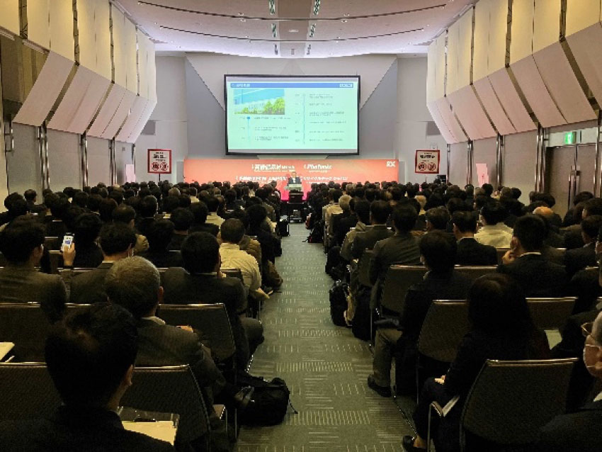 テーマ「脱炭素時代に選ばれるために」で社長講演が実施されました。